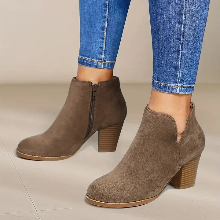 Alexe™ | Women's Ankle Boots With Chunky Heel