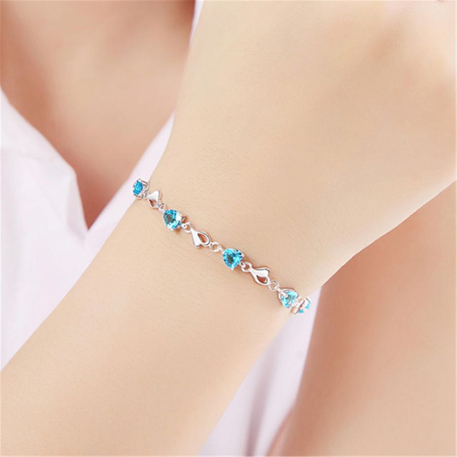 Delicate Love Bracelet | Together Against Diabetes