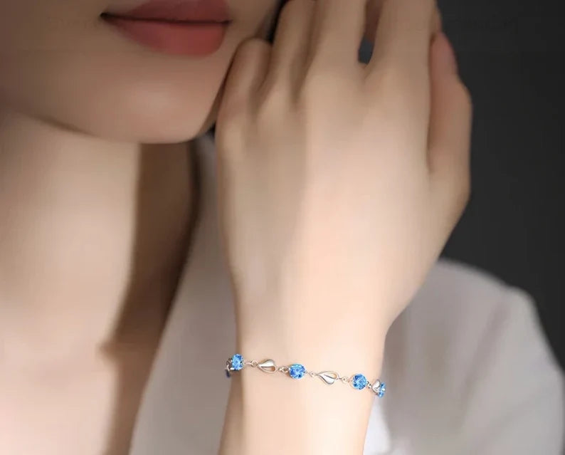 Delicate Love Bracelet | Together Against Diabetes